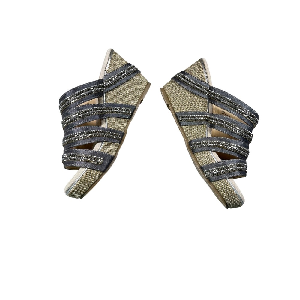 NIB Volatile Levee Pewter Rhinestone Wedge Slide Sandals Women's Size 9 - Picture 2 of 8
